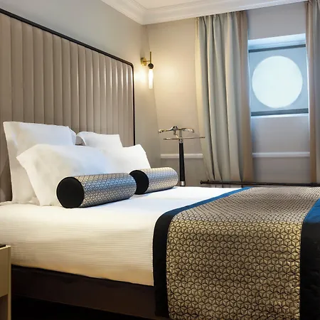 La Clef Tour Eiffel By The Crest Collection Hotel 5*