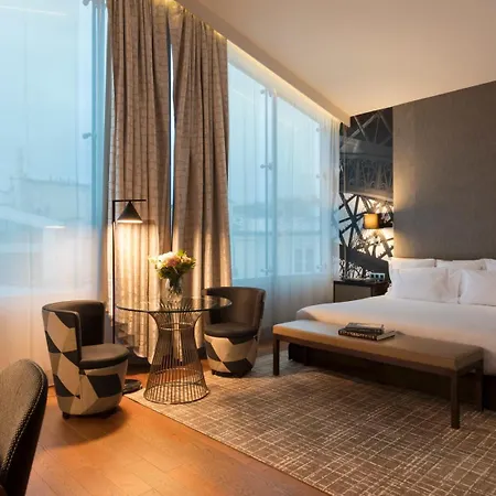 La Clef Tour Eiffel By The Crest Collection 5*
