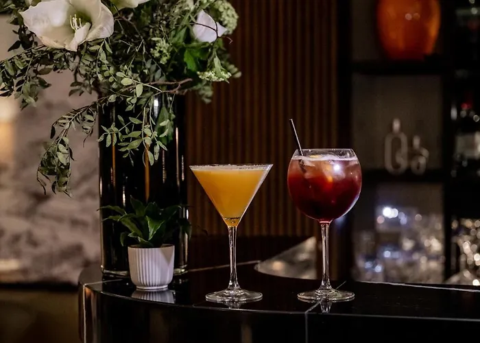 La Clef Tour Eiffel By The Crest Collection Paris