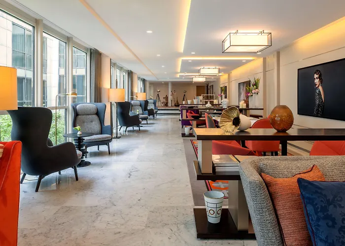 La Clef Tour Eiffel By The Crest Collection 5* Paris