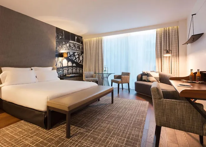 La Clef Tour Eiffel By The Crest Collection 5* Paris