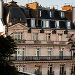 Hotel La Clef Tour Eiffel By The Crest Collection