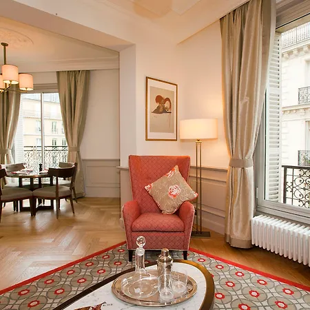 La Clef Tour Eiffel By The Crest Collection Отель 5*