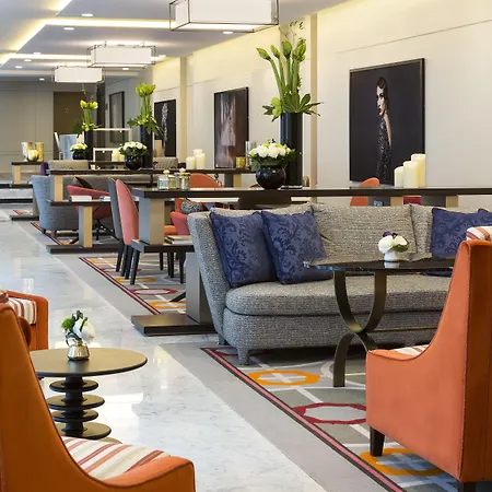 La Clef Tour Eiffel By The Crest Collection Hotel 5*