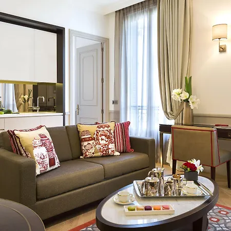 La Clef Tour Eiffel By The Crest Collection 5* Paryż