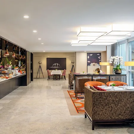 Hotel La Clef Tour Eiffel By The Crest Collection 5*