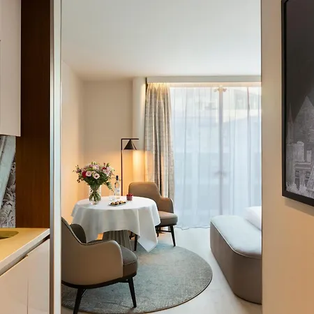 Hotell La Clef Tour Eiffel By The Crest Collection 5*