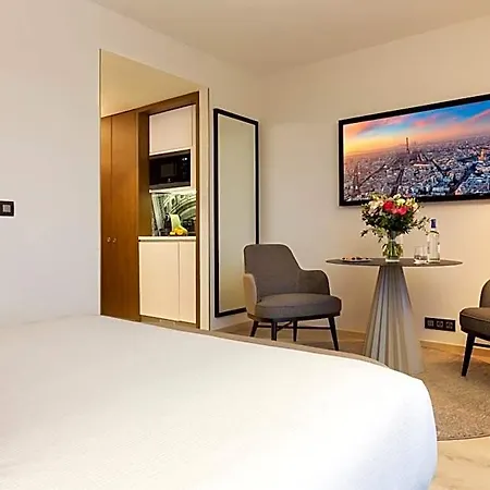 La Clef Tour Eiffel By The Crest Collection 5*