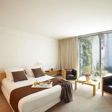 La Clef Tour Eiffel By The Crest Collection Hotel