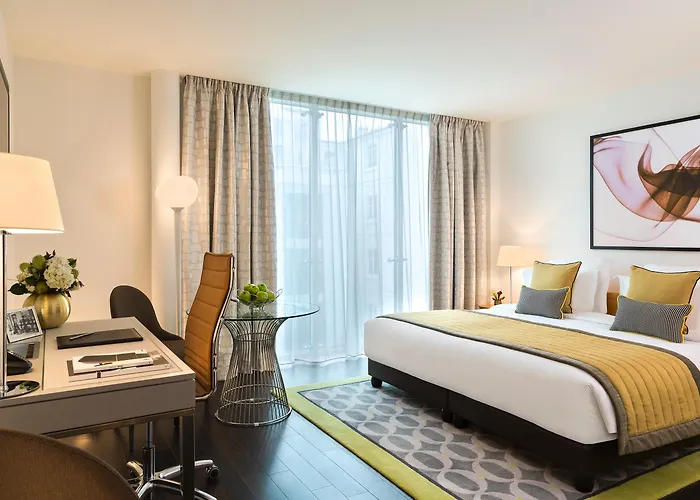 Hotel La Clef Tour Eiffel By The Crest Collection 5*