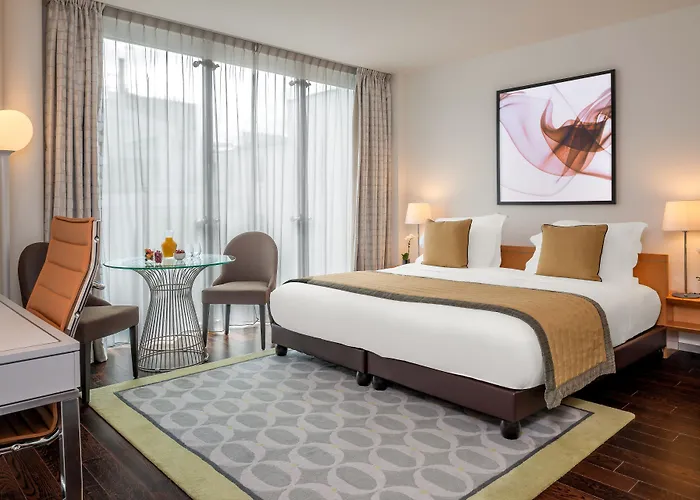 Hotel La Clef Tour Eiffel By The Crest Collection Parigi