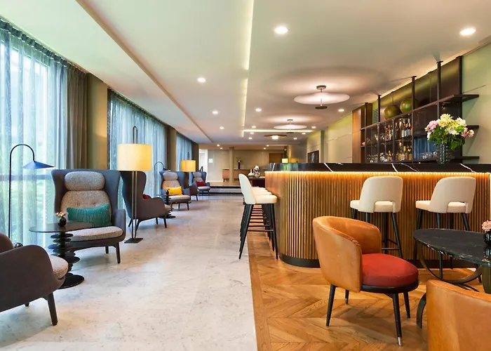 Hotel La Clef Tour Eiffel By The Crest Collection