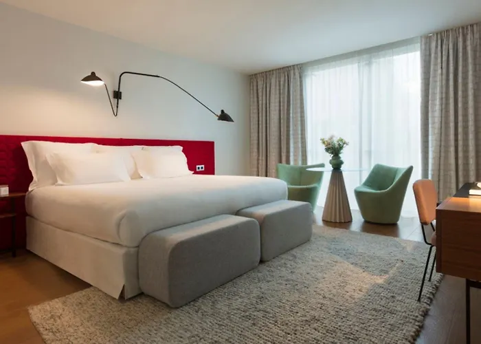 La Clef Tour Eiffel By The Crest Collection فندق 5*