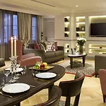 La Clef Tour Eiffel By The Crest Collection 5*