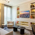 La Clef Tour Eiffel By The Crest Collection 5* 파리