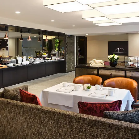 Otel La Clef Tour Eiffel By The Crest Collection 5*