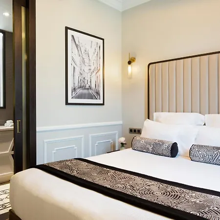 Otel La Clef Tour Eiffel By The Crest Collection
