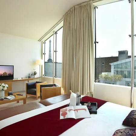 La Clef Tour Eiffel By The Crest Collection Hotel 5*