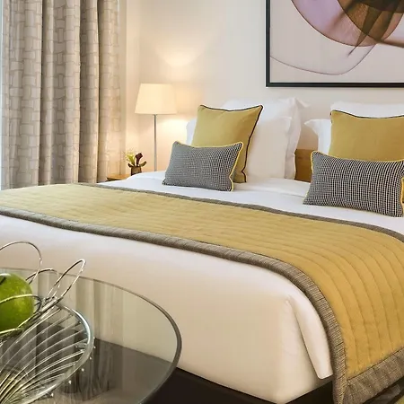 La Clef Tour Eiffel By The Crest Collection Otel 5*