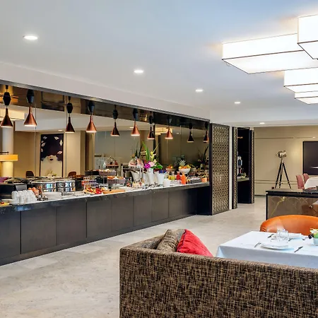 La Clef Tour Eiffel By The Crest Collection 파리